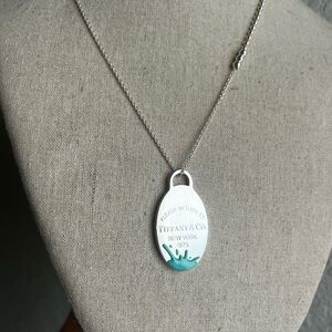 Tiffany & Co silver pendant necklace